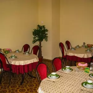 Обеденный зал в санатории Кавказ в городе Кисловодске - фотография
